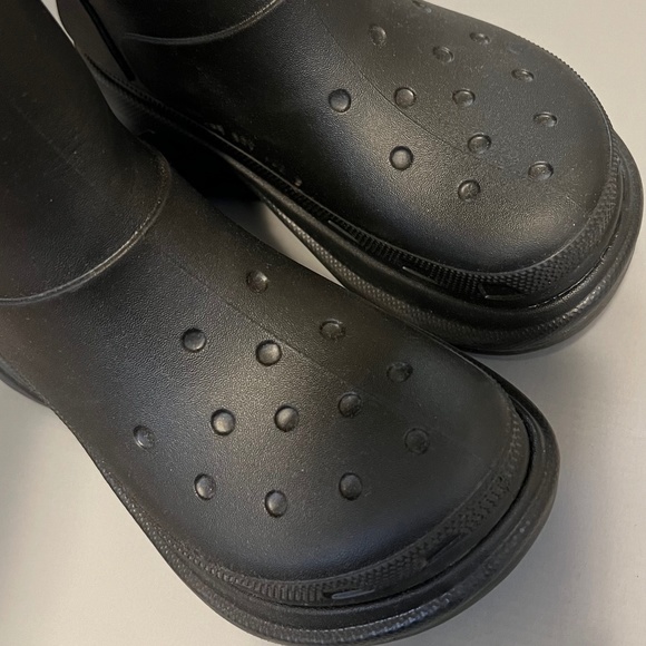 Balenciaga Croc Boots - Picture 1 of 4
